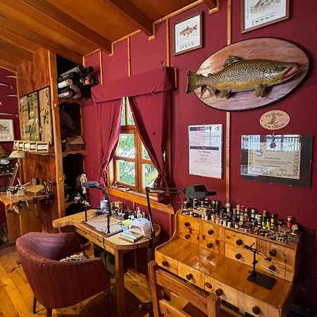 Hotel Antigua Casona Patagonia Futaleufú エクステリア 写真